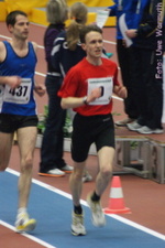 M35: 3000 m - Lars Jannasch (rotes Hemd)