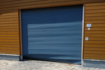 08.08.2010: Rolltor zum Geräteraum