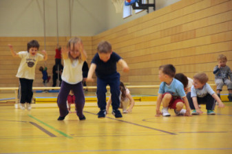 Trainingseinheit bei den Vorschulkindern