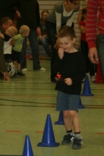 Weihnachtsmann besucht die Vorschulkinder