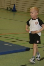 Weihnachtsmann besucht die Vorschulkinder