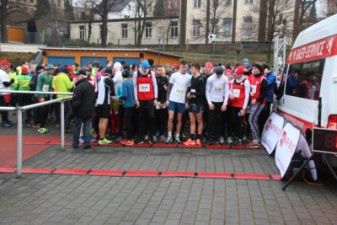 Silvesterlauf 2019 - Startbereich und Start