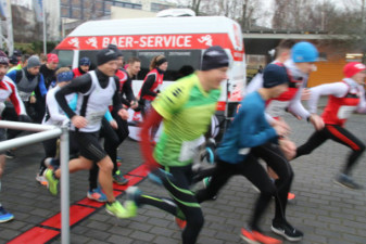 Silvesterlauf 2019 - Startbereich und Start