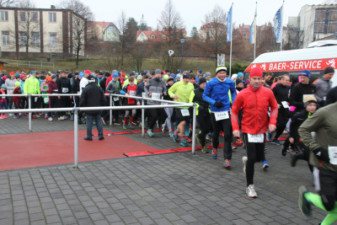 Silvesterlauf 2019 - Startbereich und Start
