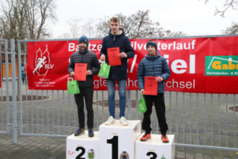 Silvesterlauf 2019 - Zielbereich und Siegerehrung - Christoph Mehnert