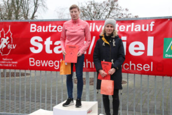 Silvesterlauf 2019 - Zielbereich und Siegerehrung