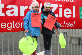 Silvesterlauf 2019 - Zielbereich und Siegerehrung
