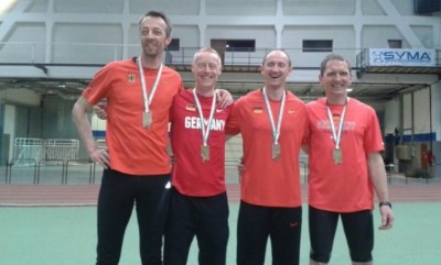 Steffen Scholze wird Weltmeister mit der deutschen 4x200-m-Staffel